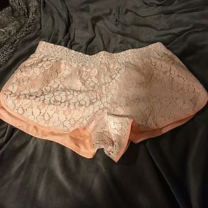 Nwt coral lace shorts